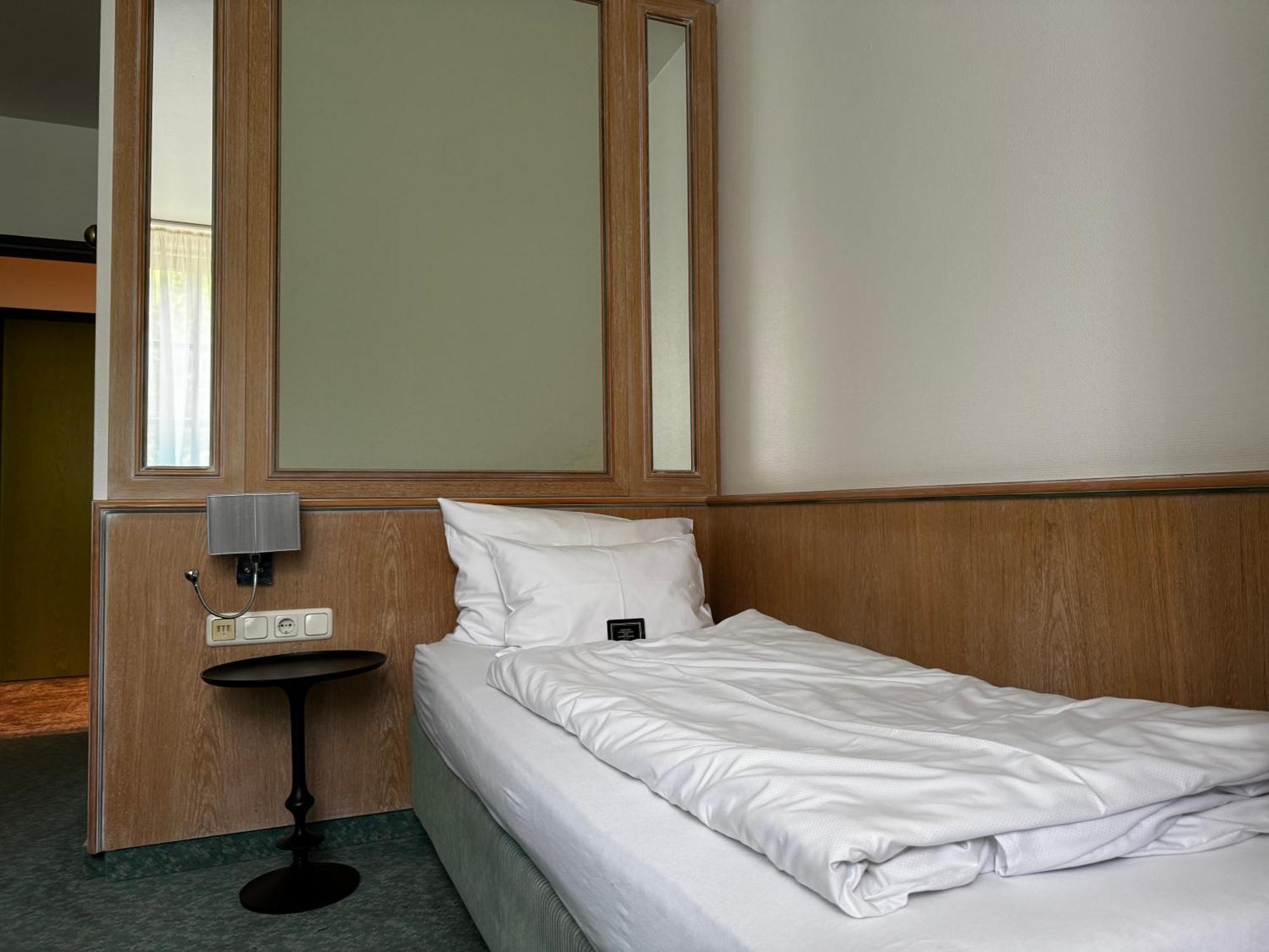 Arthotel Ana Aura Aystetten Exterior foto