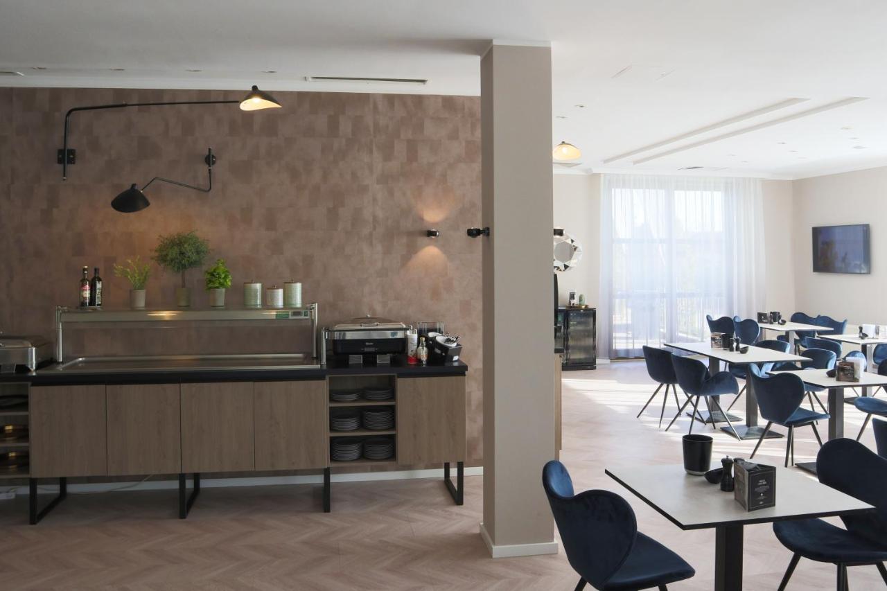 Arthotel Ana Aura Aystetten Exterior foto